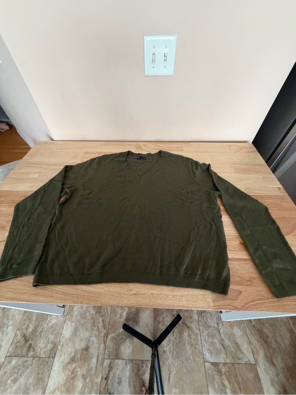 GAP Army Green Lightweight V-Neck Pullover Sweater Size XL